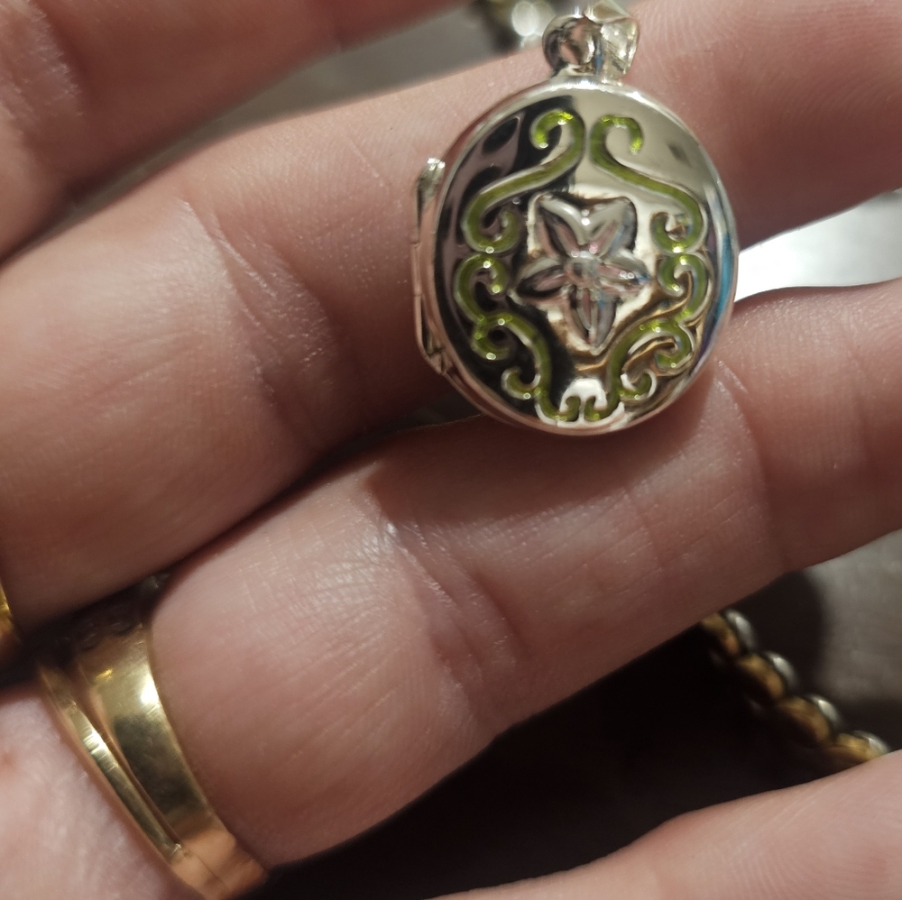 Sterling silver starfish pendant locket by danecraft